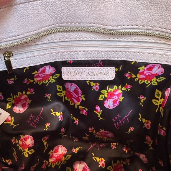 Betsey Johnson Floral Quilted Satchel Bag Pink Coquette Bow Lace Heart - Picture 3 of 9